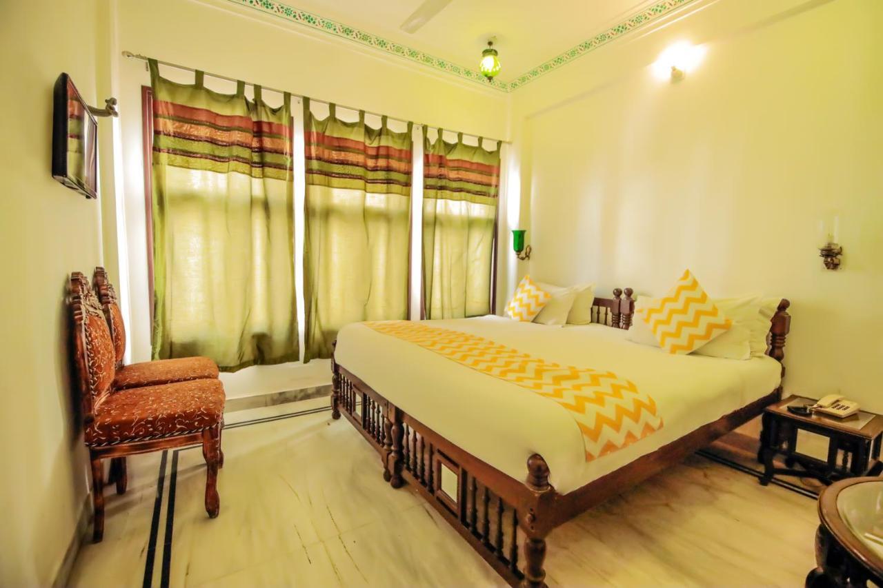Hotel Devraj Niwas On Lake Pichola Ουνταϊπούρ Εξωτερικό φωτογραφία