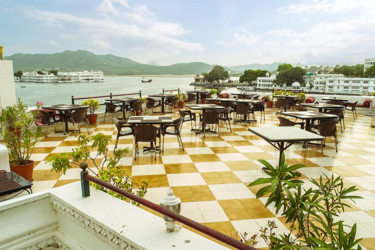 Hotel Devraj Niwas On Lake Pichola Ουνταϊπούρ Εξωτερικό φωτογραφία