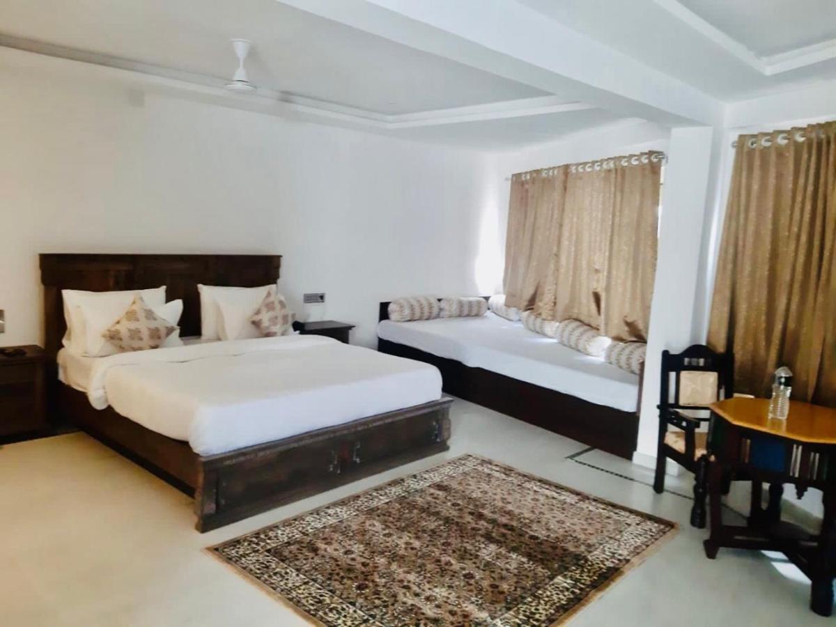Hotel Devraj Niwas On Lake Pichola Ουνταϊπούρ Εξωτερικό φωτογραφία
