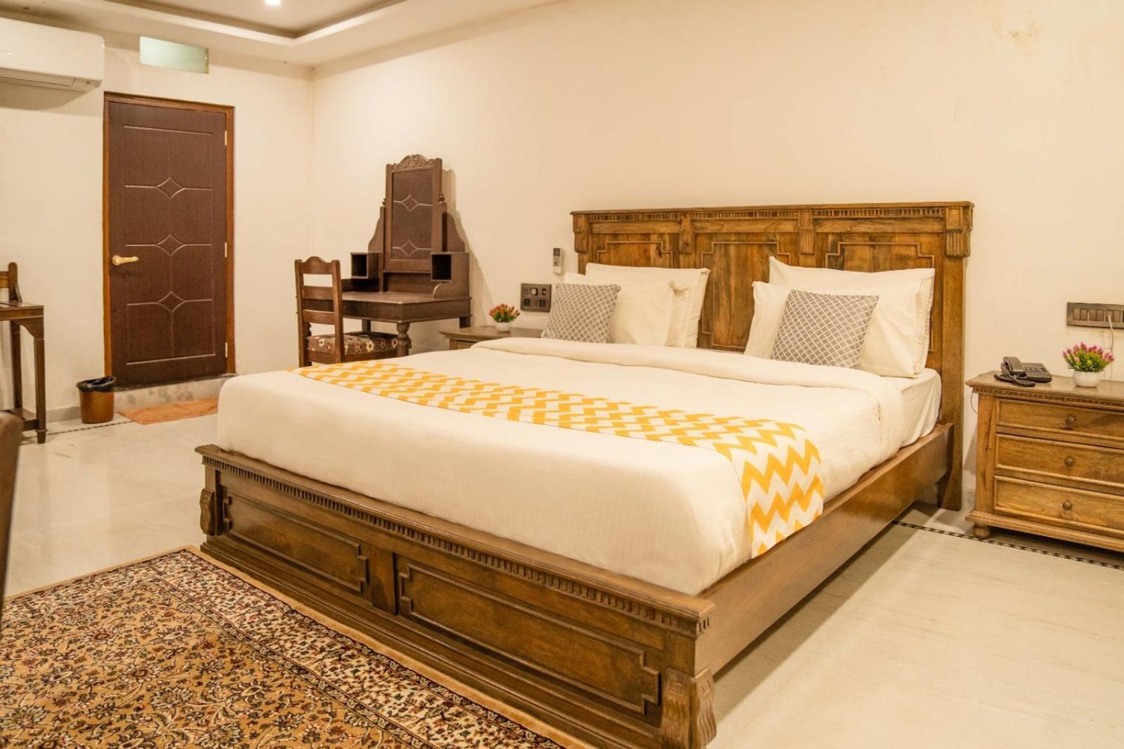 Hotel Devraj Niwas On Lake Pichola Ουνταϊπούρ Εξωτερικό φωτογραφία