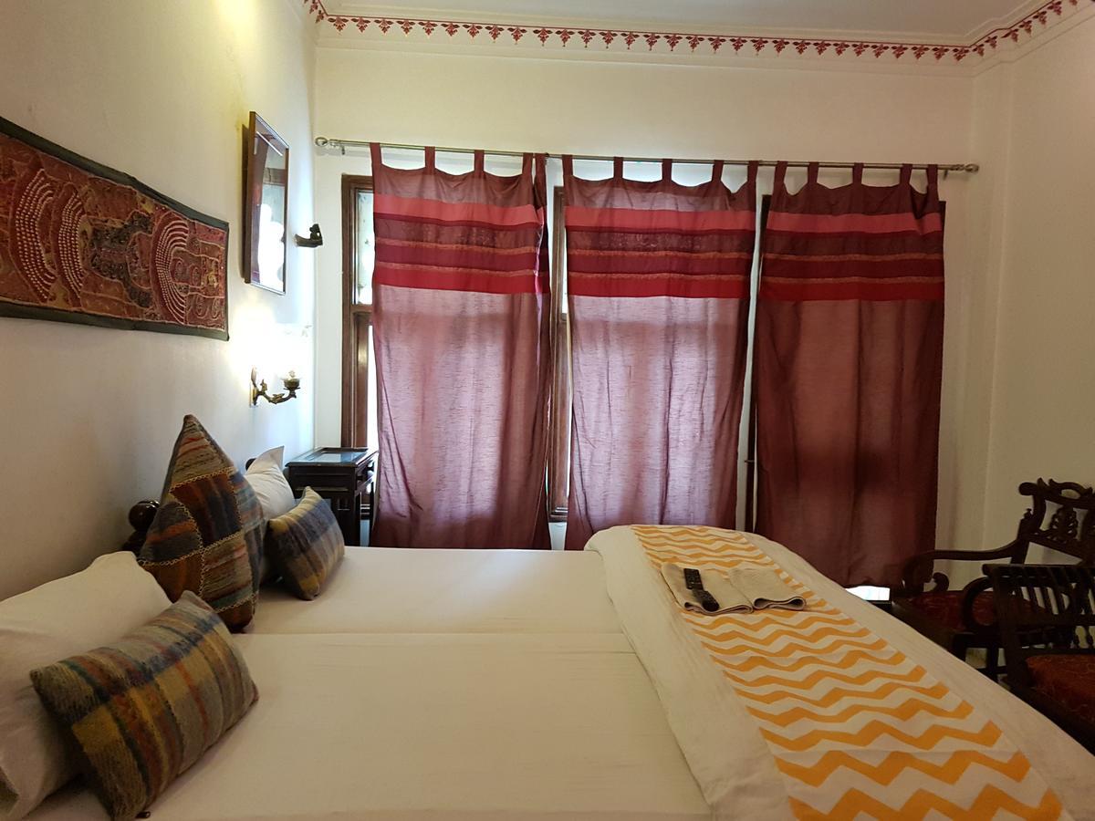 Hotel Devraj Niwas On Lake Pichola Ουνταϊπούρ Εξωτερικό φωτογραφία