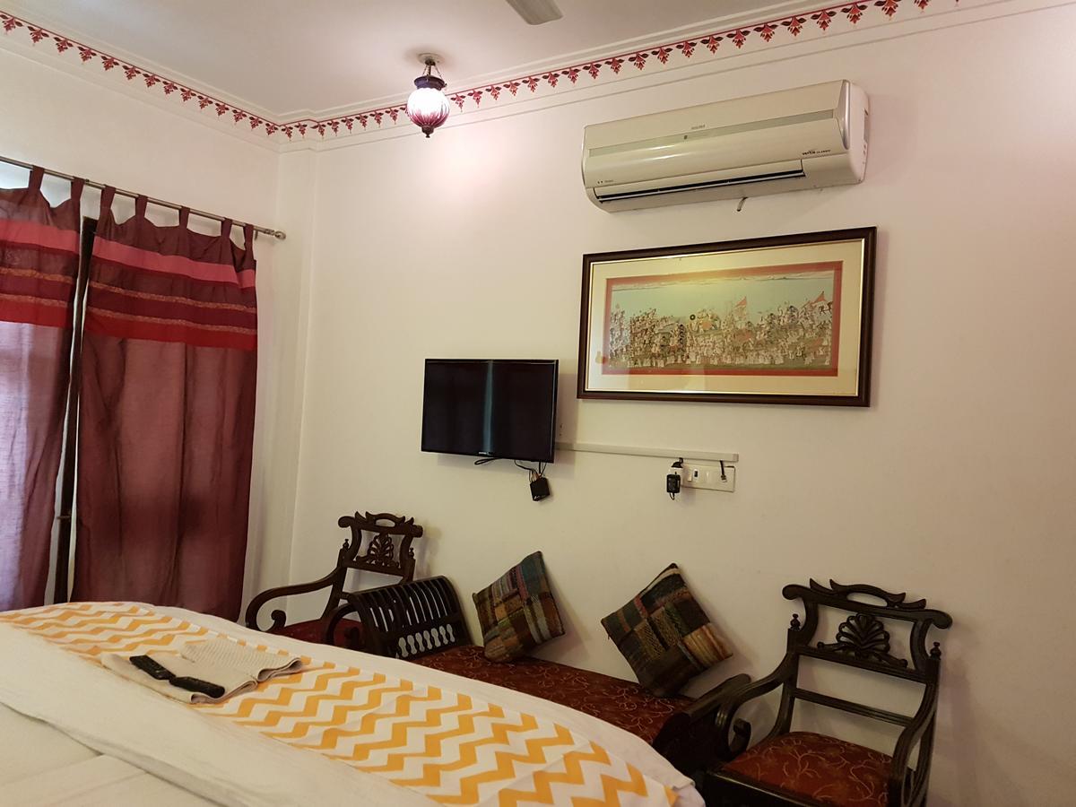 Hotel Devraj Niwas On Lake Pichola Ουνταϊπούρ Εξωτερικό φωτογραφία